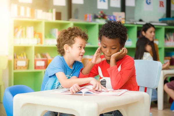 Volta às aulas: como ajudar crianças pequenas na adaptação